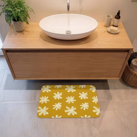Badmat 60x40 cm - Antislip - Bloem - Speels - Okergeel - Badmatten voor badkamer - Badkamermat - Douchemat - Badkamer mat