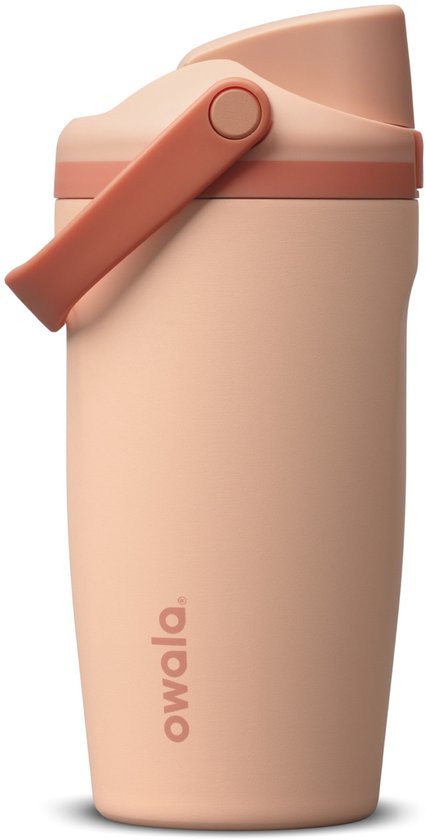 Owala thermosfles in 'Peach of Mind' perzikkleurig, met oranjebruin handvat en dop.