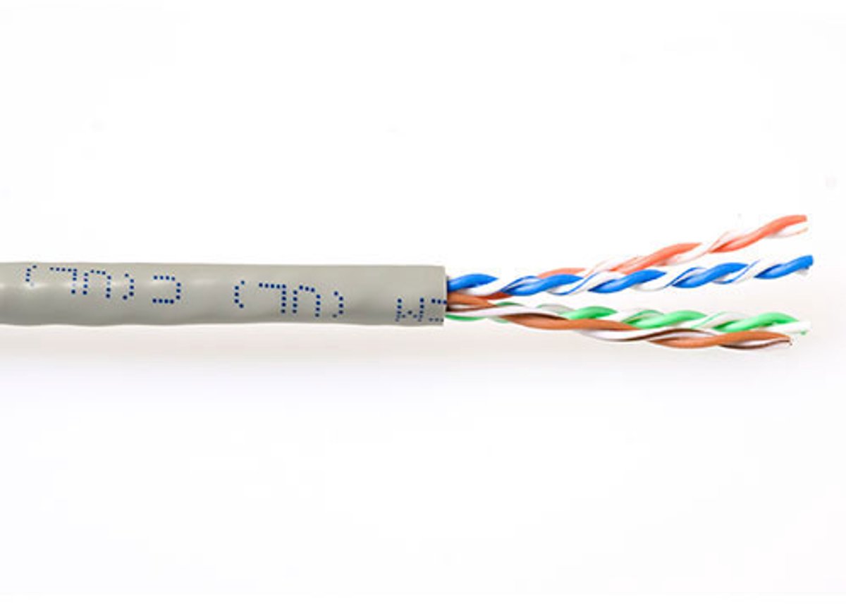 Patchkabel CAT6 UTP soepel rol 305M ivoor