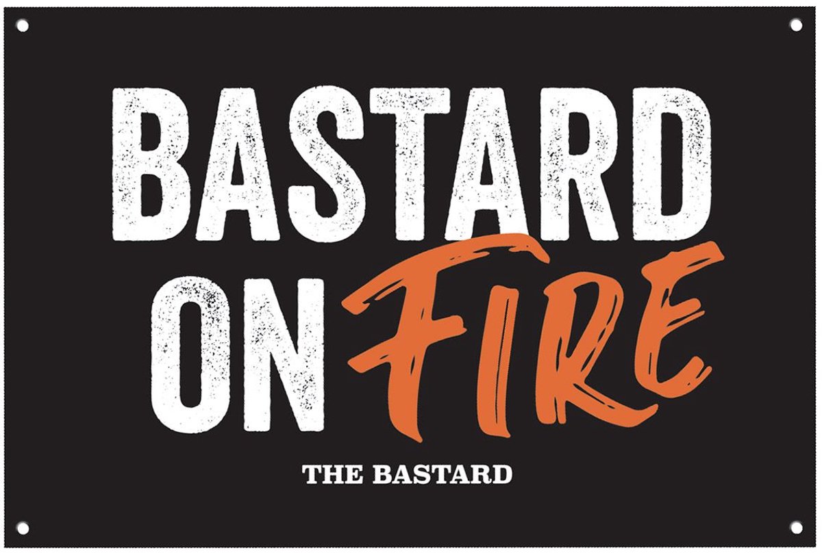 The Bastard - Man Cave Plate 'Bastard on fire' - Bord