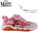 Roze sneaker met Minnie Mouse print, bloemenpatroon en lichtgevende zool.