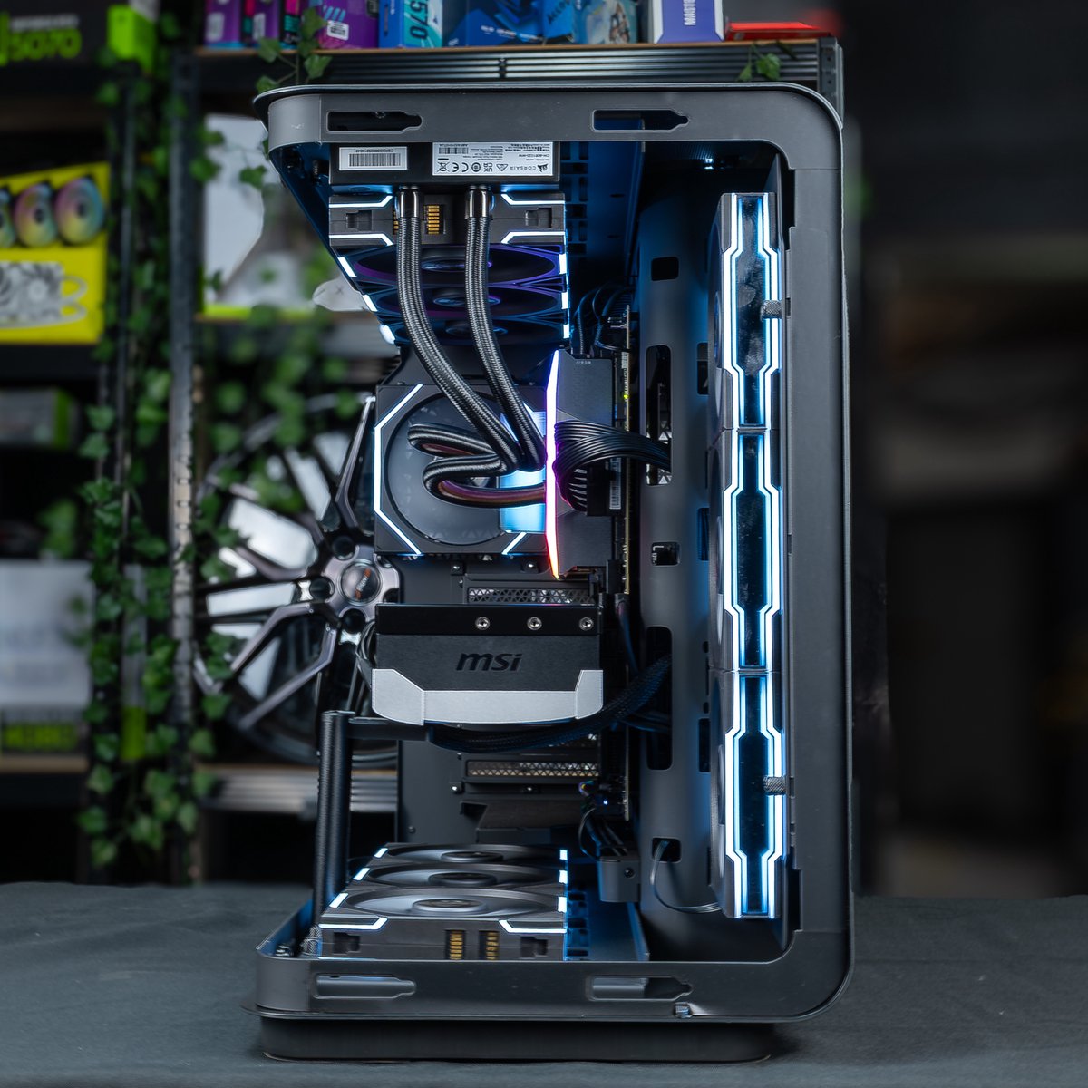 FlowUP Zeus - Gaming PC - Intel Ultra 9 285K - NVIDIA RTX 5090 32GB - 32GB DDR5 RAM - 2TB - LCD Waterkoeling — cadeau in Cadeau-ideeën - foto 7