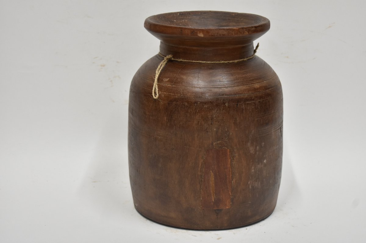 Nepalese pot Hoog 34 cm - Grote oude authentieke houten decoratieve kruik pot XXL - robuust - sober - landelijke - houten kruik (99)