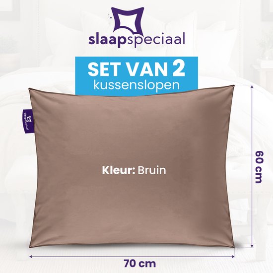 Een bruine kussensloop van 60x70 cm, met de tekst 'Kleur: Bruin' en de afmetingen aangegeven.