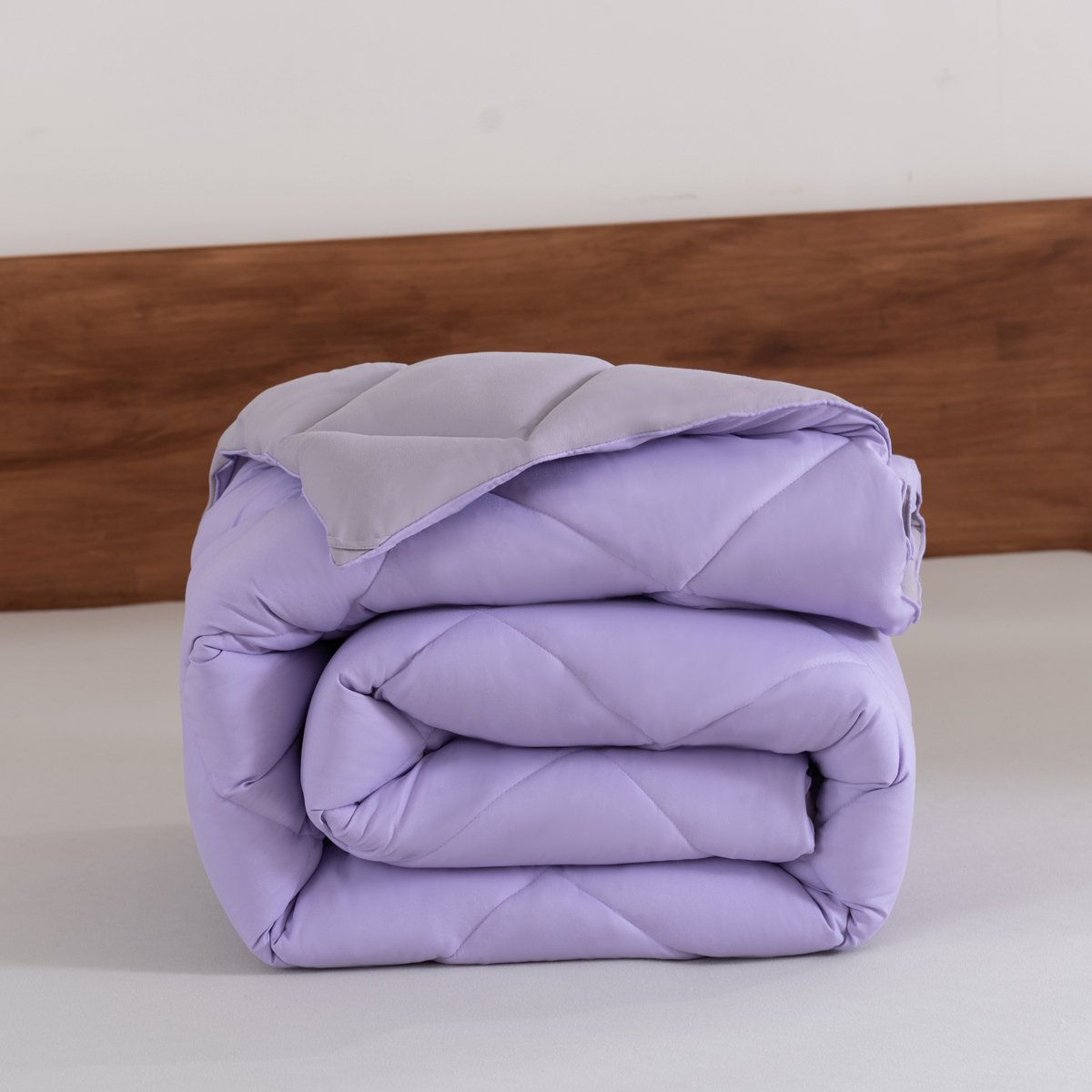 Snoozella ComfyBed Duo 240x200 - Lavendel Paars - Dekbed zonder overtrek - Wasbaar hoesloos dekbed - 30 nachten proefslapen - All season winterdekbed & zomerdekbed