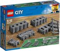 LEGO City Treinrails 60205 speelgoedverpakking, met 8 rechte en 8 flexibele rails.