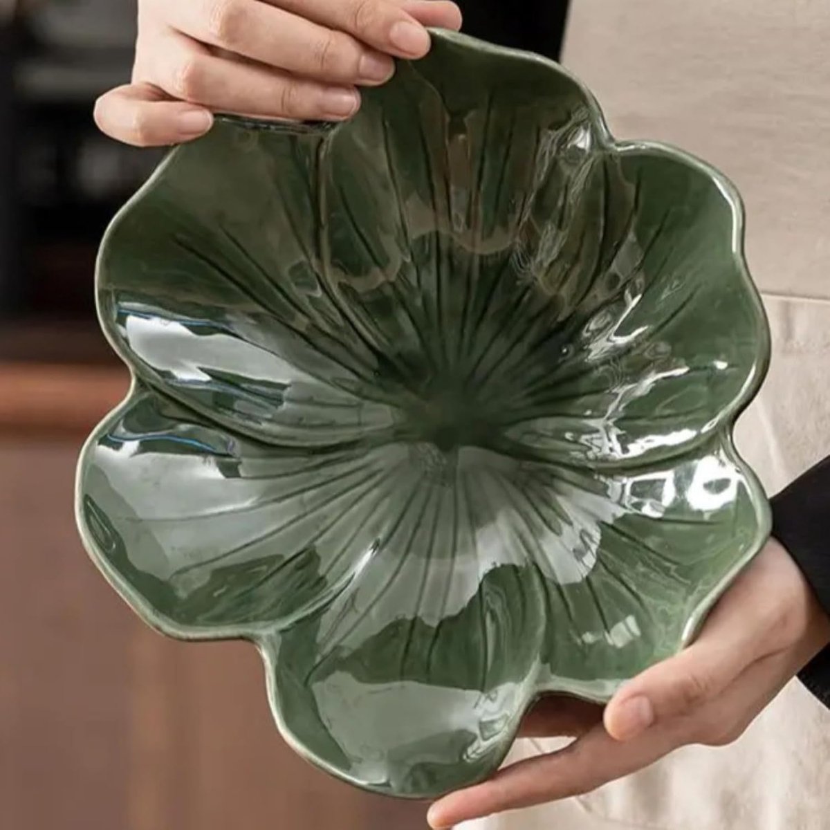 Vintage Keramiek Bord - Donkergroen Bloem Design - Fruit Snoep Schotel - 23 cm