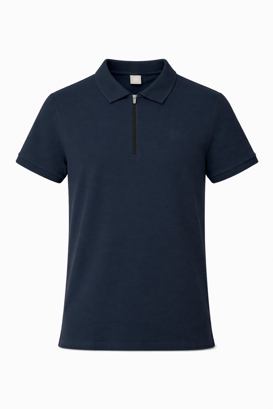 Donkerblauwe poloshirt met korte mouwen, halve rits en logo op de borst.