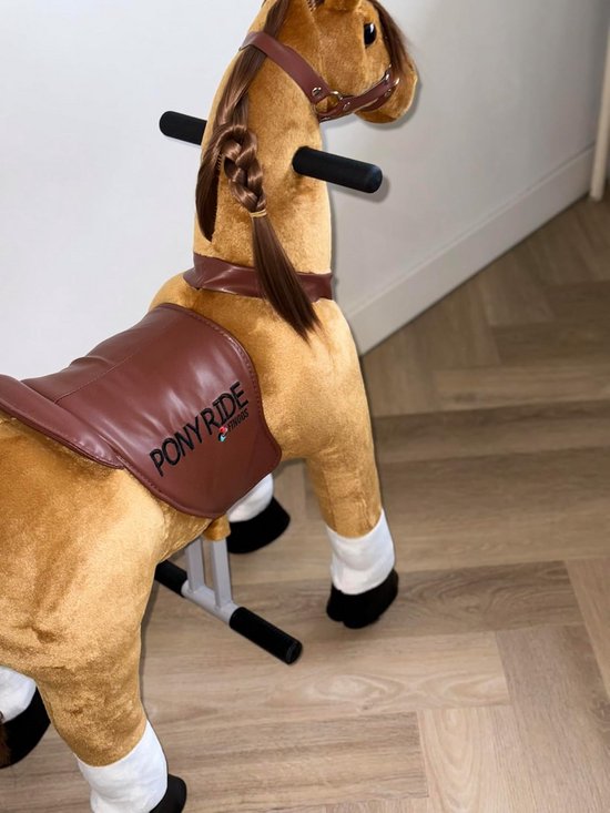 Pluche Hobbelpaard op Wielen voor Kinderen - Rijpaard met Zoolleren Pluche Hobbelpaard op Wielen voor Kinderen - Rijpaard met Zoolleren