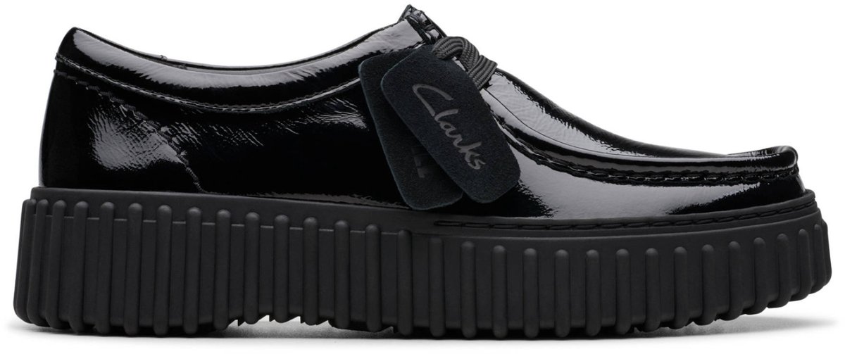 CLARKS Schnürschuhe Torhill Bee Black Pat