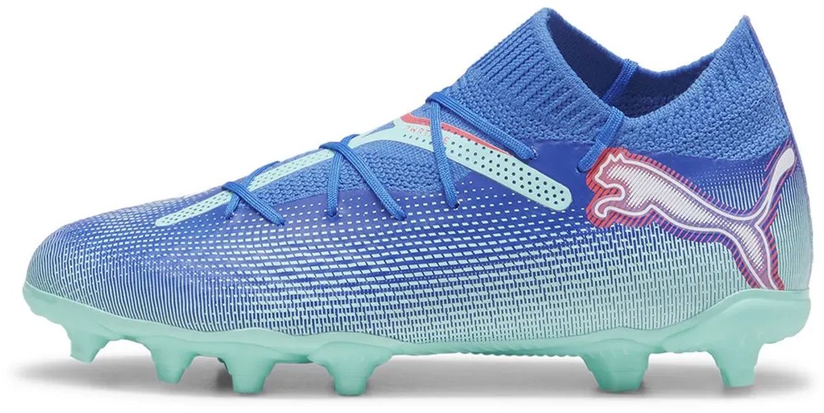 Puma Future 7 Pro FG/AG Jr voetbalschoenen in blauw, met een adaptief bovenwerk van mesh en PWRTAPE, maat EU 30.