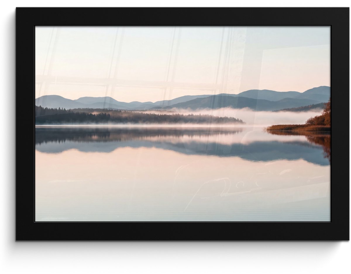 FrameYourWall Poster in lijst - Fotolijst 30x20 cm - Posters - Water - Bomen - Mistlaag - Posterlijst zwart - Decoratie - Wanddecoratie woonkamer - Muurdecoratie slaapkamer
