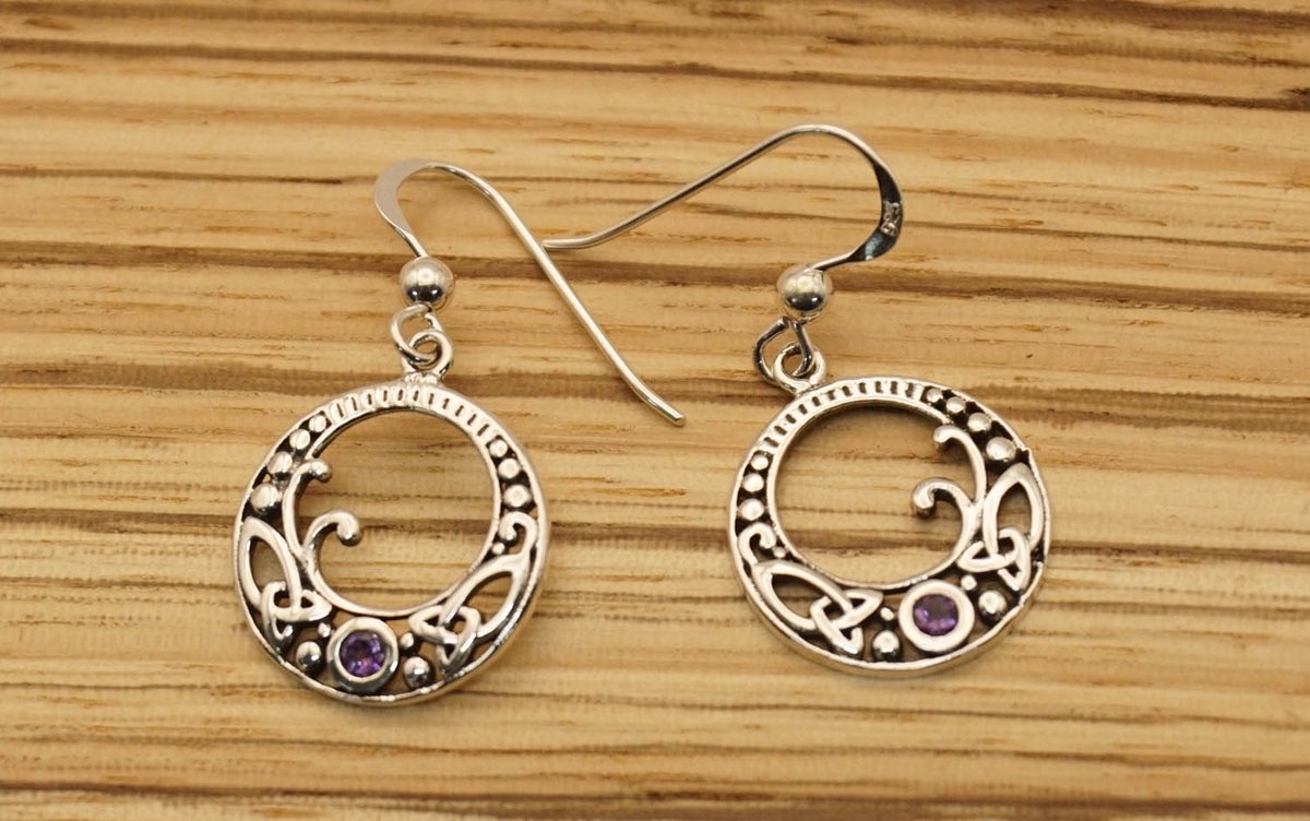 Zilveren oorbellen rondje met sierlijke motieven - sierlijke oorbellen gemaakt van 925 zilver - leuke sterling zilveren oorbellen - prachtige ronde oorbellen van zilver