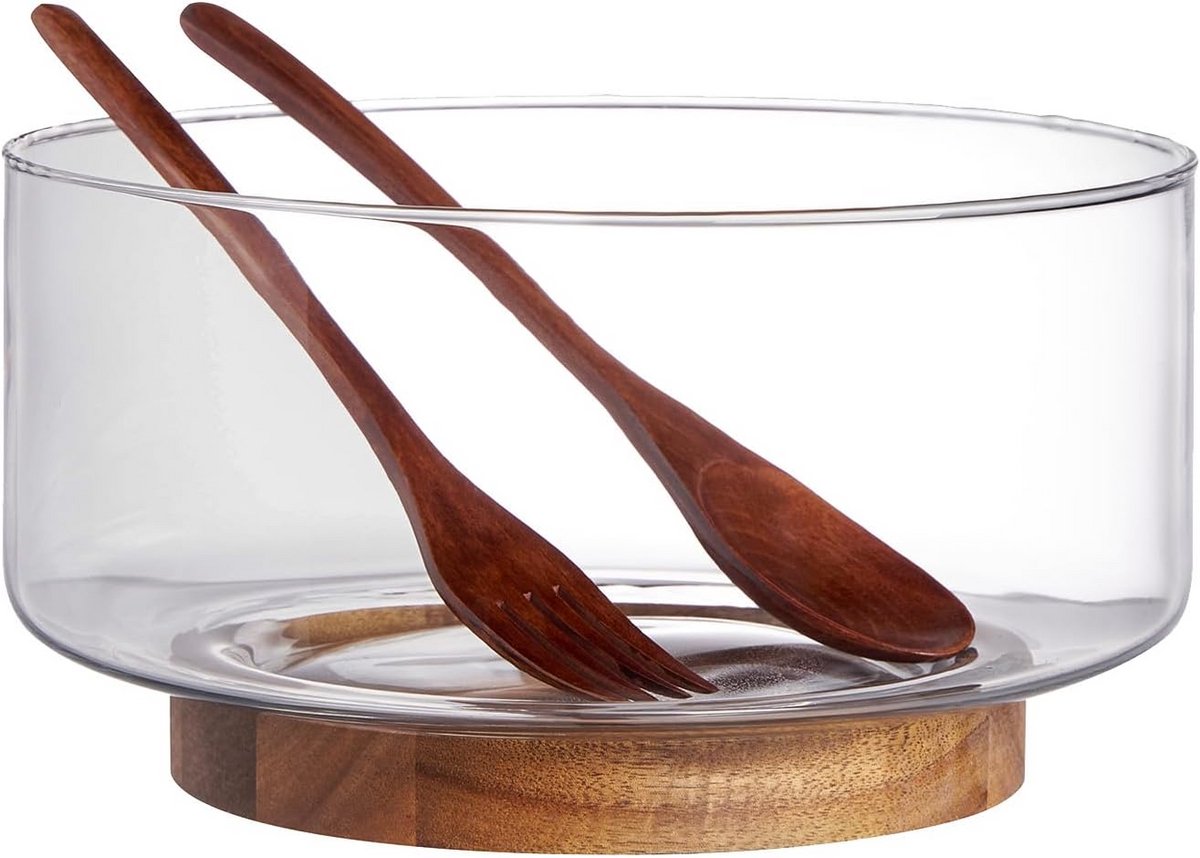 Set van kleine slakommen voor salades en hapjes