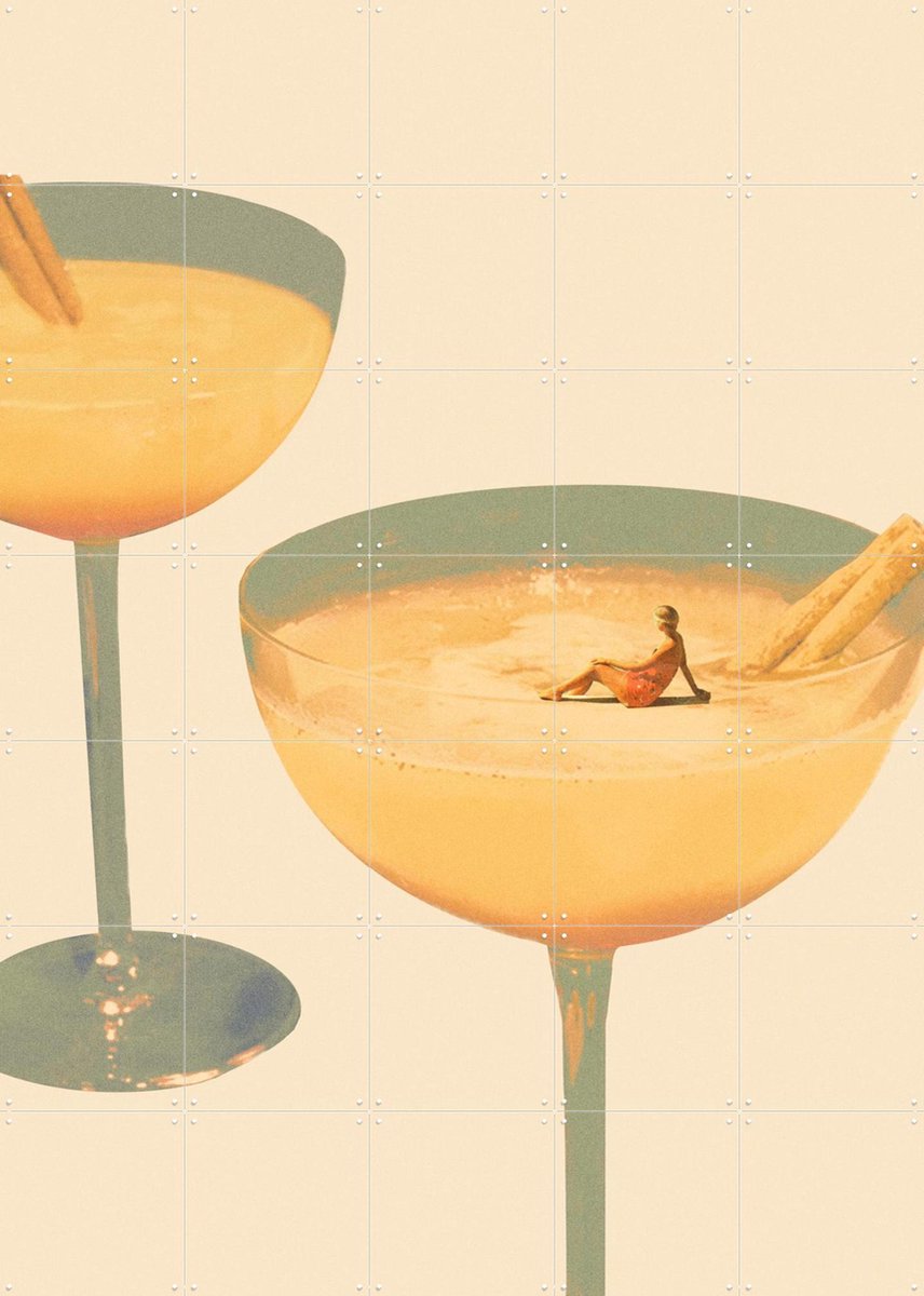 IXXI Holiday in a Glass I, Maarten Léon - 100 x 140 cm - Gratis ophangtool - Grote wanddecoratie en posters - Illustraties, Vintage, Speels, Zomer