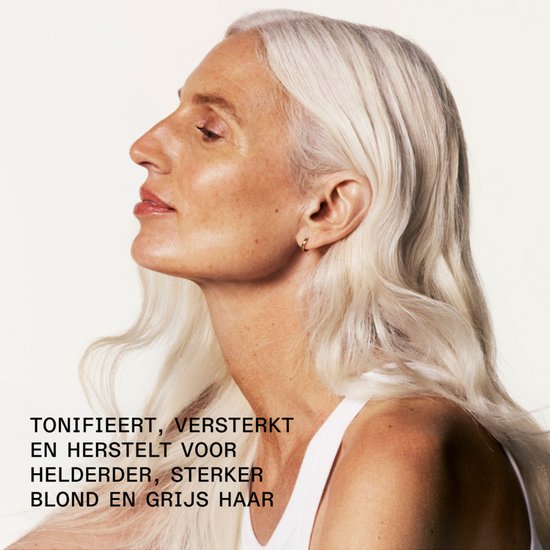 Profiel van een vrouw met lang, zilverwit haar. Tekst: 'Tonifieert, versterkt en herstelt voor helderder, sterker blond en grijs haar.'