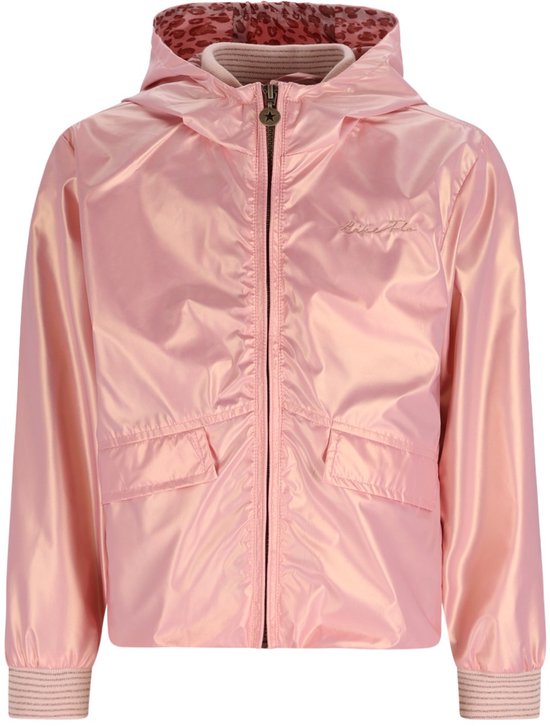 Veste rose brillante à capuche et doublure léopard. Deux poches à rabat et inscription brodée.