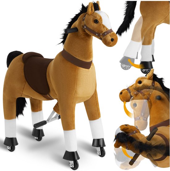 Bruin pluche paard met wielen, bruine teugels en zadel, op een witte achtergrond. Inzetstukken tonen wielen en hoofd.