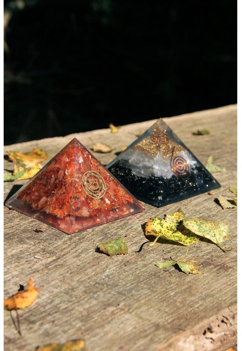 Orgoniet Piramide Carneool