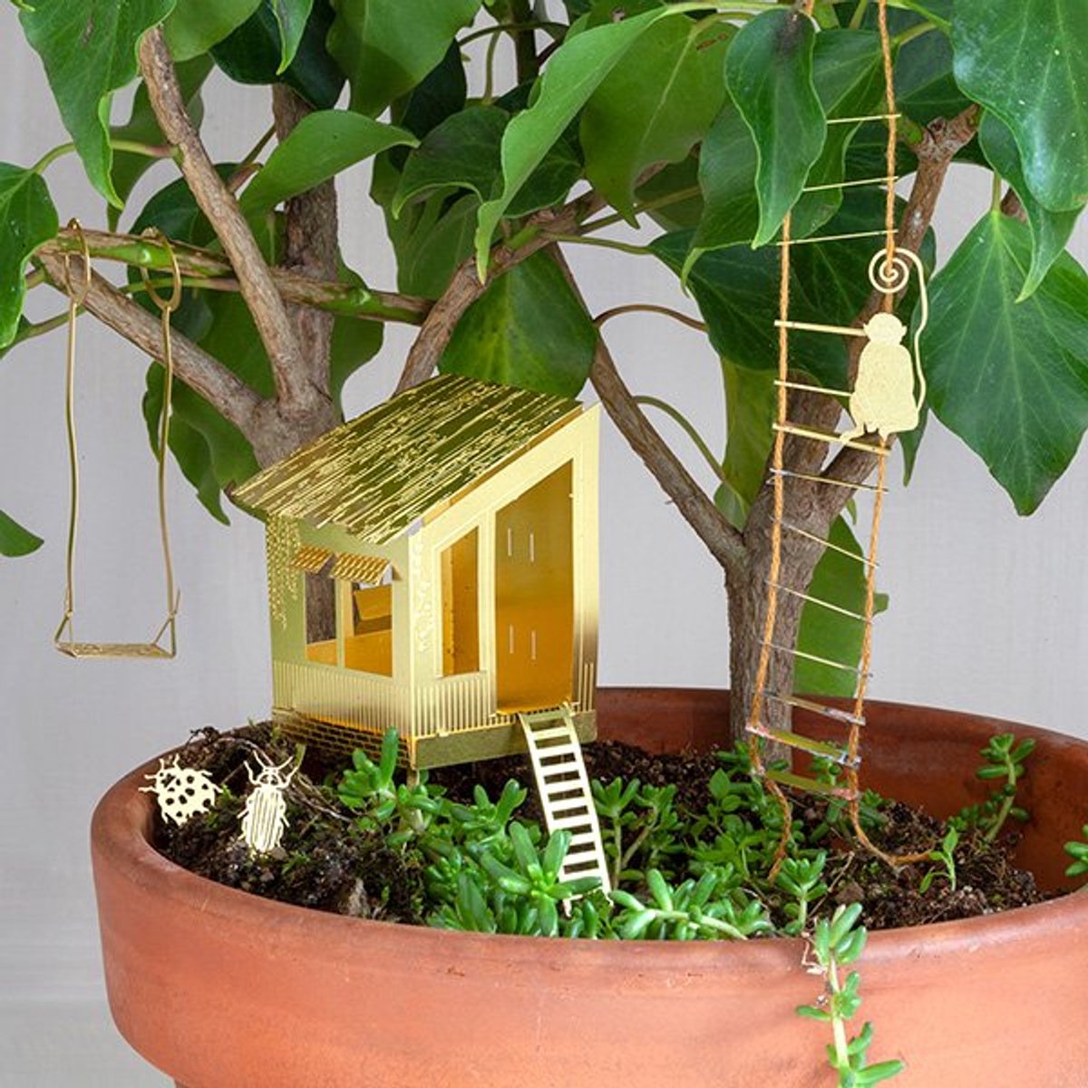 Boomhut Kamerplant - Tiny Treehouse - Boomhutje voor in je planten - Messing Goudkleurig - DIY pakket - Cadeau Plantenliefhebber