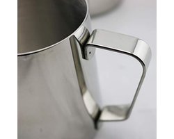 Stainless Steel Milk Jug 600ml - Perfect for Coffee and Latte Art