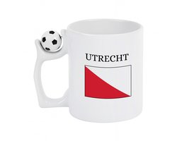 Hacebo® - Utrecht koffiebeker met voetbal wit - Utrecht - toeristen - thee mok - koffie beker - stad - vlag - geschenk - cadeau - kado - koffiemok - 330 ML