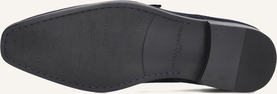 Zool van een donkerblauwe suède single monk strap schoen met zilveren gesp, STEFANO LAURAN PARIS op de zool.
