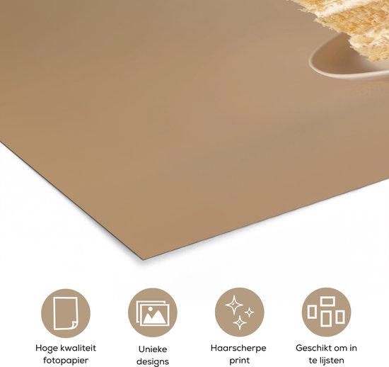 Poster 150x75 cm - Vanilletaart - Cake - Romig - Posters - Wanddecoratie keuken - Muurdecoratie woonkamer - Decoratieve accessoires - Kamer muur decoratie