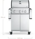 RVS gasbarbecue met gesloten deuren, 118 cm hoog en 81,5 cm breed.