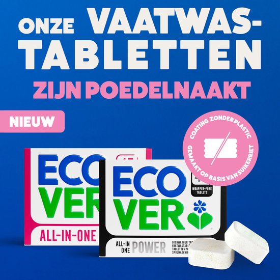 Twee pakjes Ecover All-in-One en Ecover Power vaatwastabletten. Twee losse tabletten liggen ernaast. Tekst 'ONZE VAATWAS-TABLETTEN ZIJN POEDELNAAKT'.