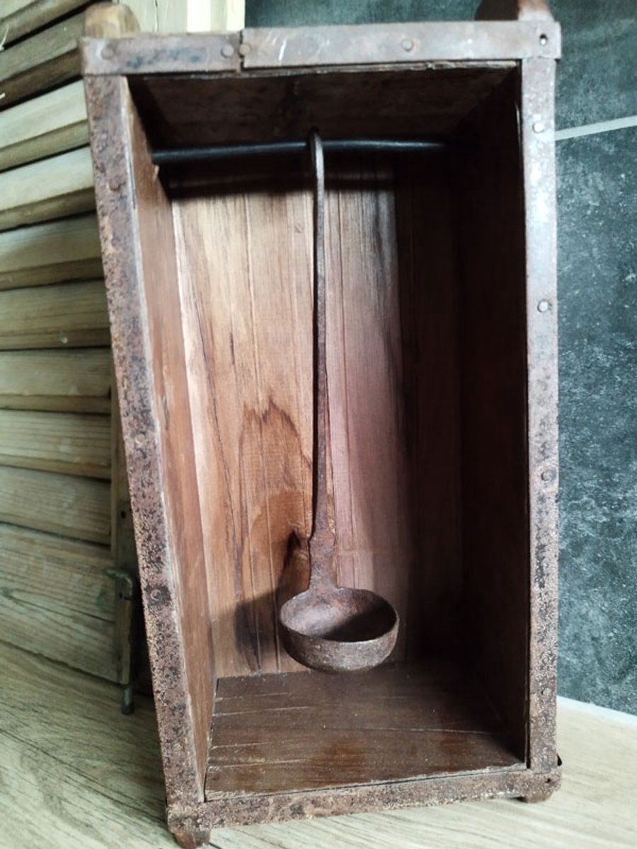 Candle in brickmould hanging