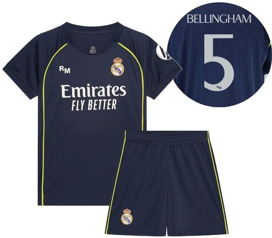 Real Madrid uit tenue voor kinderen, bestaande uit een donkerblauw shirt en broekje.
