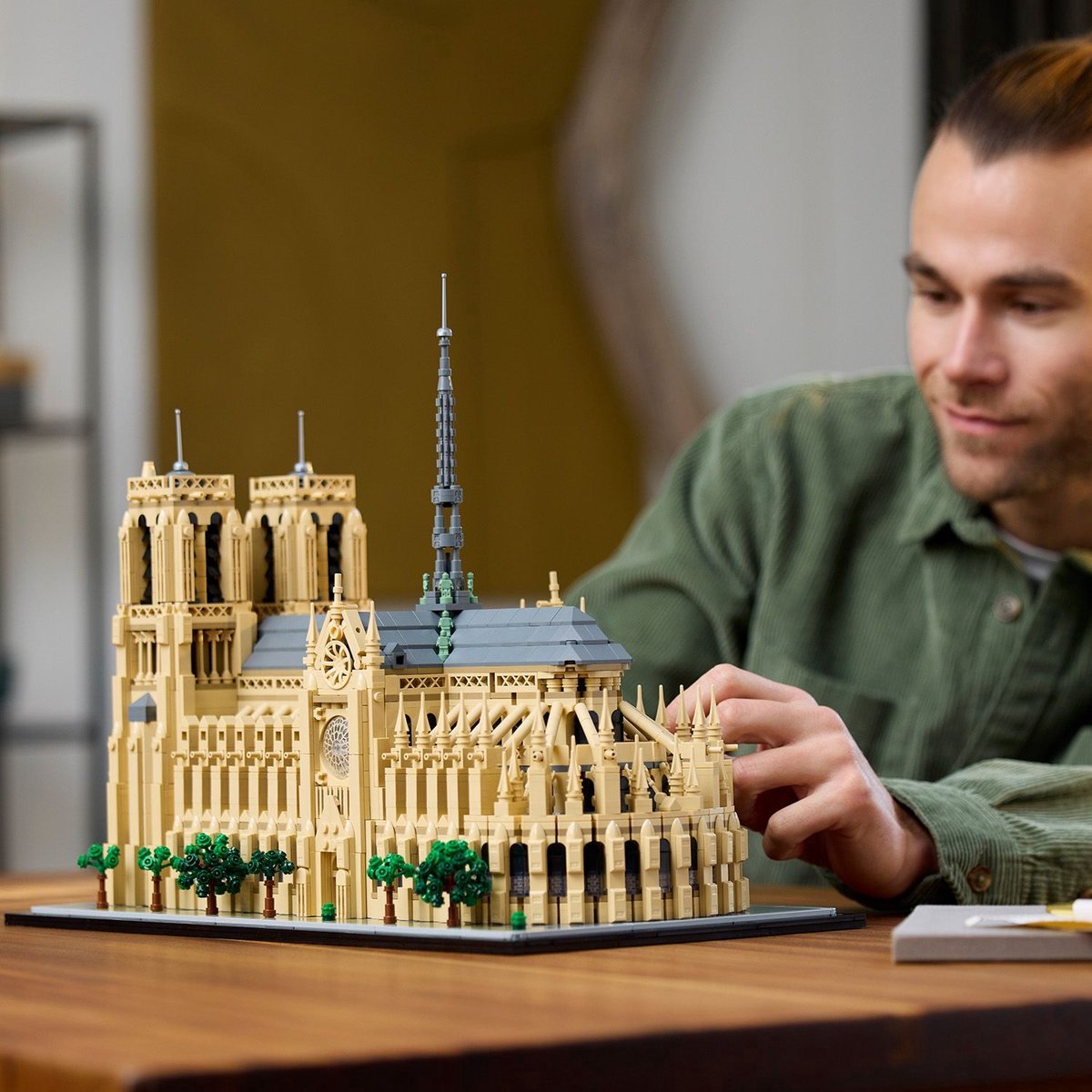 LEGO Architecture Notre-Dame van Parijs - 21061 — afbeelding 11
