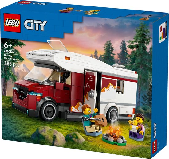 Lego City camper set met afbeelding van de camper, twee figuren, kampvuur en bergen.