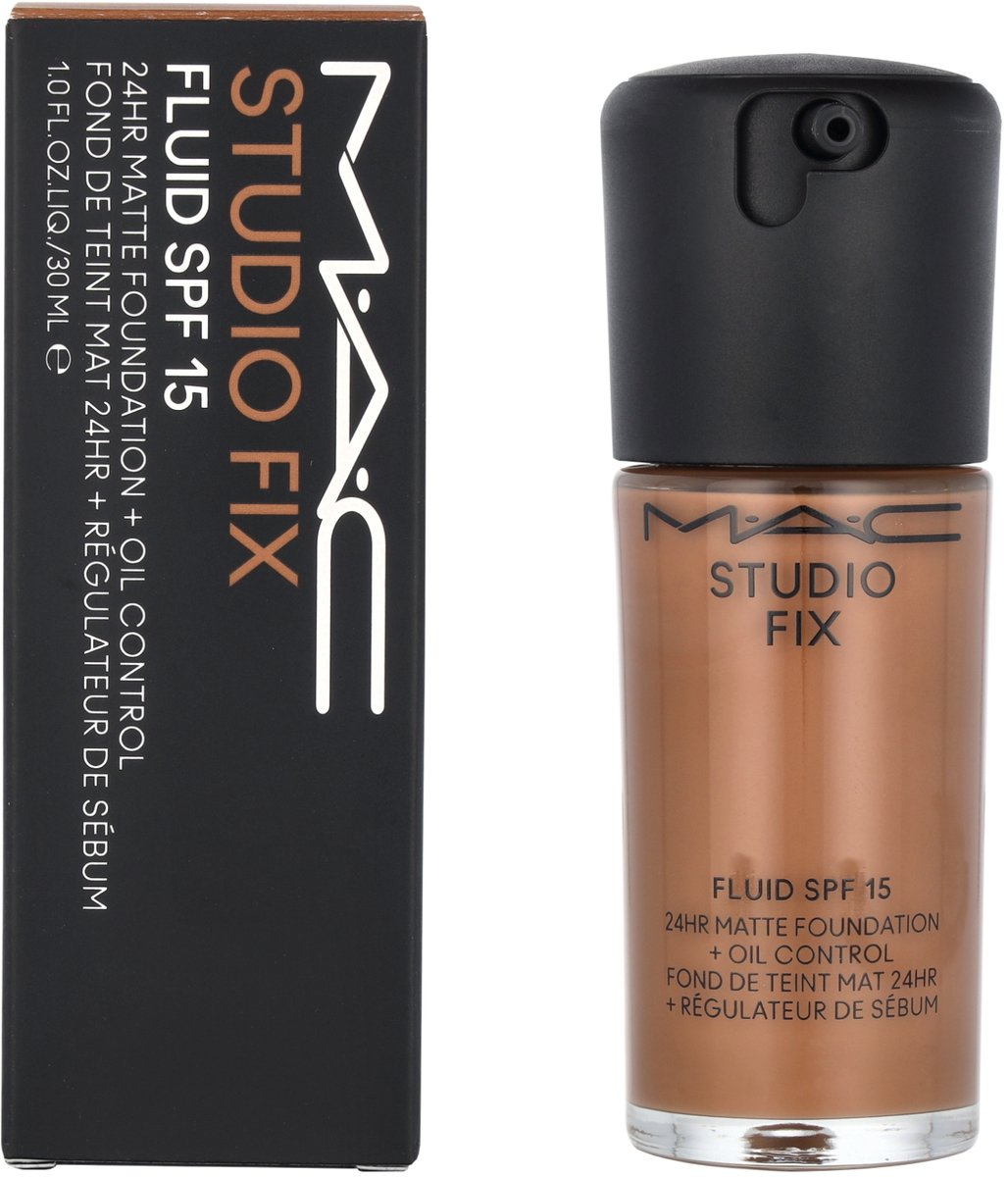 MAC Studio Fix Fluid Foundation SPF15