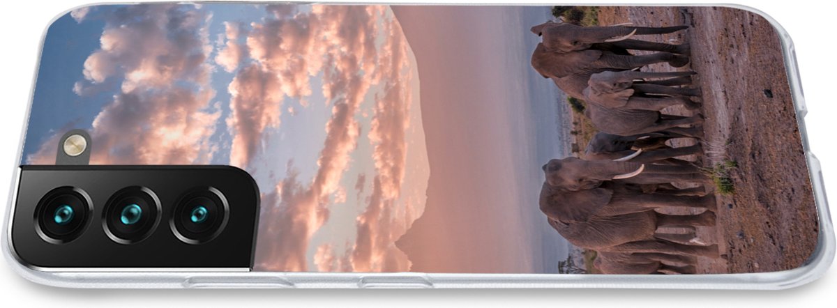 Telefoonhoesje Geschikt voor Samsung Galaxy S22 hoesje - Olifant - Dieren - Avond - Landschap - Savanne - Siliconen Telefoonhoesje Telefoonhoesje — cadeau in Cadeau-ideeën - foto 6