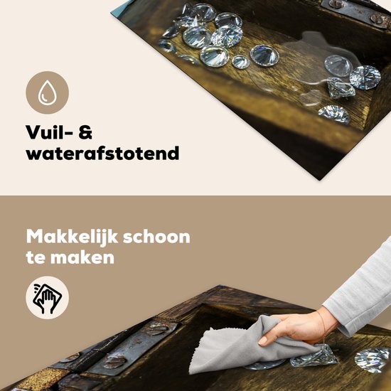 KitchenYeah® Inductie beschermer 80x52 cm - Een achtergrond met diamanten in een houten kist - Kookplaataccessoires - Afdekplaat voor kookplaat - Inductiebeschermer - Inductiemat - Inductieplaat mat
