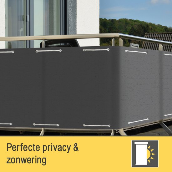 Donkergrijs balkondoek met touwbevestiging. "Perfecte privacy & zonwering".