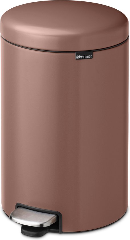 Brabantia NewIcon prullenbak, 20 liter, in satijn taupe met een metalen voetpedaal.