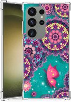 Smartphone hoesje Geschikt voor Samsung Galaxy S24 Ultra Silicone Hoesje met transparante rand Cirkels en Vlinders