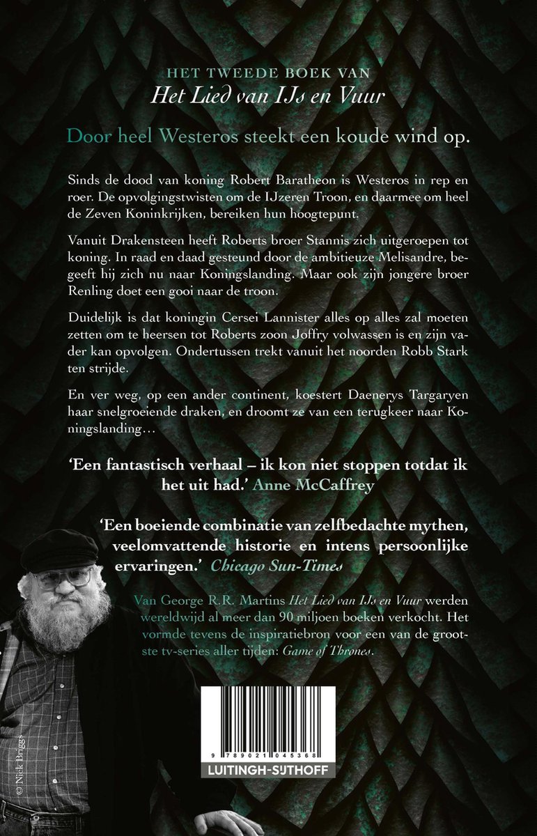 Achterkant boek 'Het Lied van IJs en Vuur 2', met tekst en een portret van een bebaarde man met bril. Titel: 'Het tweede boek van Het Lied van IJs en Vuur'.