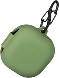 Groene oordopjes case met zwarte ketting.