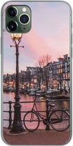 Geschikt voor iPhone 11 Pro Max hoesje - Amsterdam in de schemering - Siliconen Telefoonhoesje