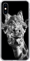 Geschikt voor iPhone X hoesje - Giraffe tegen zwarte achtergrond in zwart-wit - Siliconen Telefoonhoesje