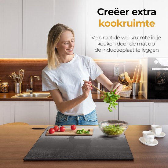 Chefcare Inductie Beschermer Hert tijdens de Mist - Zwart Wit - 65x55 cm - Afdekplaat Inductie - Kookplaat Beschermer - Inductie Mat