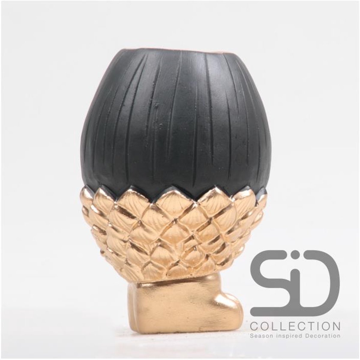 Vaas eikel op voet 8,8x8,8x13cm zwart