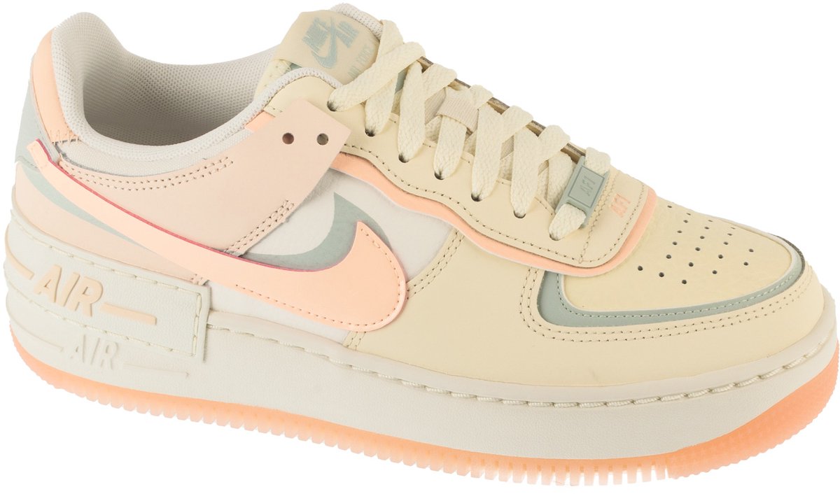 Nike Air Force 1 Shadow Vrouwen Sneakers Beige