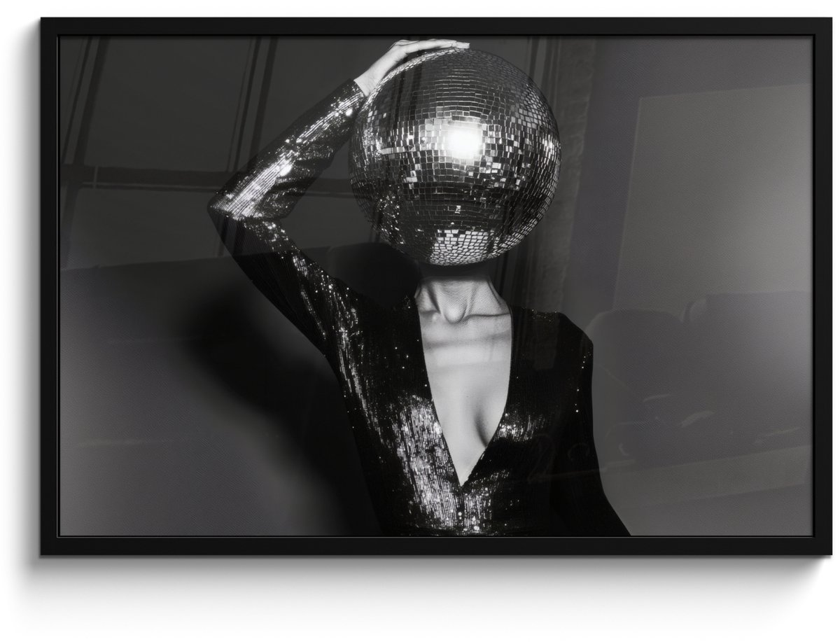 FrameYourWall Poster in lijst - Fotolijst 90x60 cm - Posters - Discobal - Gezicht - Glamour - Zwart - Posterlijst zwart - Decoratie - Wanddecoratie woonkamer - Muurdecoratie slaapkamer Discobal - Glamour
