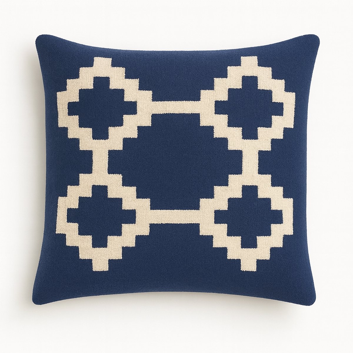 Handgemaakte Egyptische Wollen Kussenhoes 40×40 cm – “Senon” Diamantpatroon – Blauwe & Crème – Met Rits – Exclusief Binnenkussen