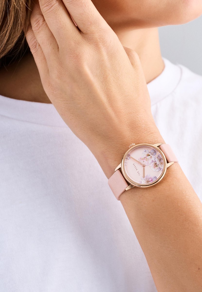 Ted Baker Phylipa Fashion Quartz Analoog Horloge Roségoudkleur Kast: 100% Roestvrij Staal | Armband: 100% Roestvrij Staal 36 BKPPHS501W0, BKPPHS502W0
